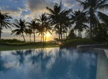 Villa Arika, Pool at Night