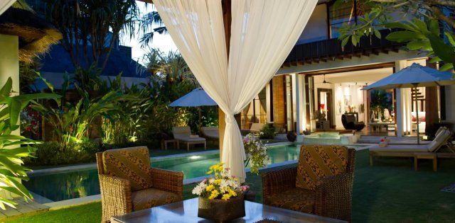 Villa Majapahit Nataraja, Alfresco Dining Terrace