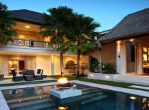 Villa Nalina, Villa at Night