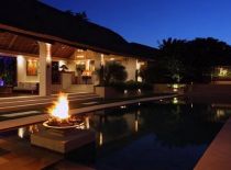 Villa Nalina, Pool at Night