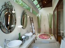 Villa Mako, children bathroom