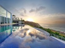Villa Latitude, Infinity Pool