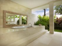 Villa Babar, Guest Bathroom