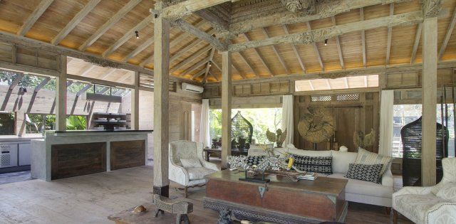 Вилла Hansa, Гостиная площадь