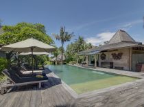 Вилла Hansa, Бассейн