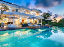Villa KaliBali, Pool at sunset