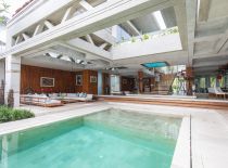 Villa Vedas, Living room area